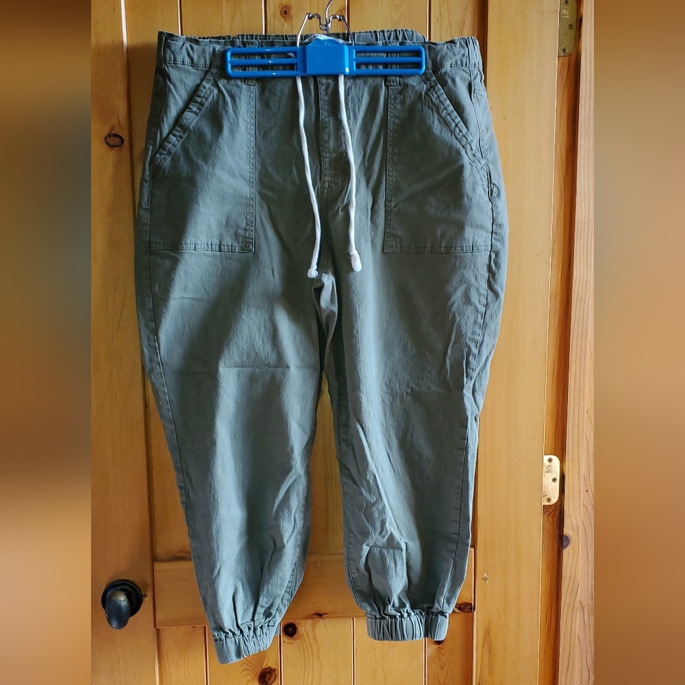 Celebrity Pink Green Pants